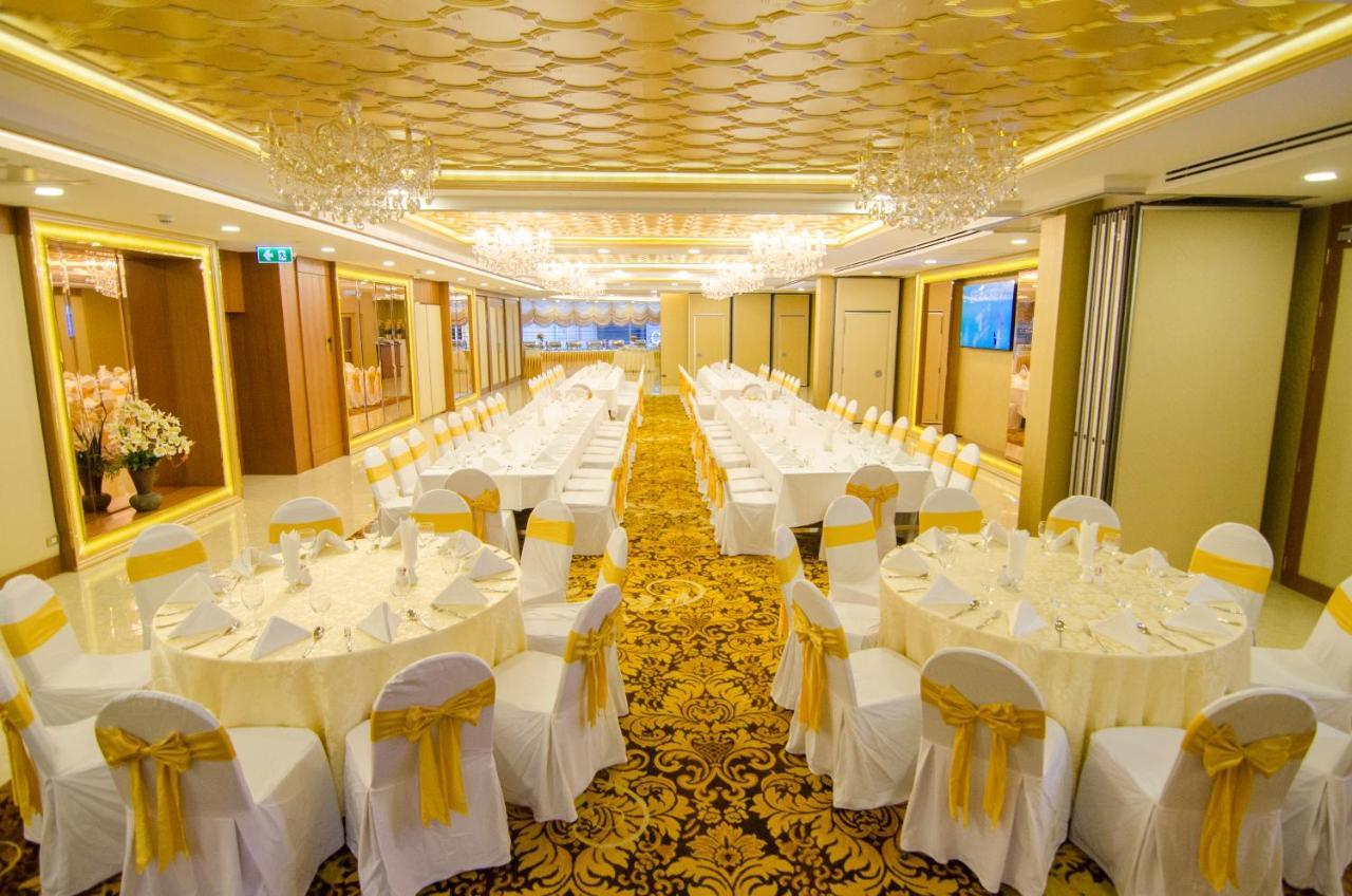 Amaranta Hotel Бангкок Екстер'єр фото