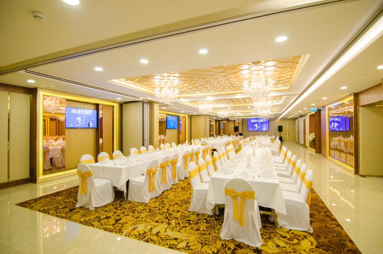 Amaranta Hotel Бангкок Екстер'єр фото