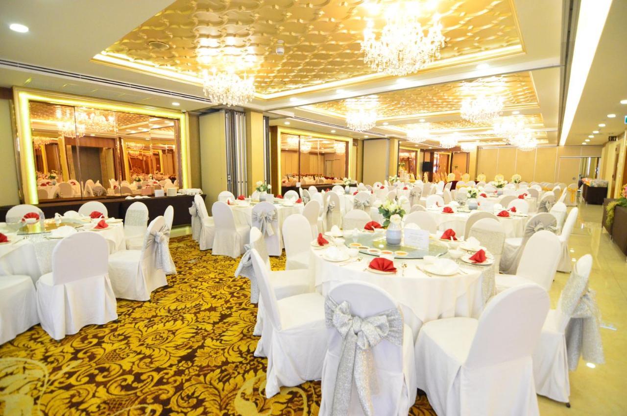 Amaranta Hotel Бангкок Екстер'єр фото